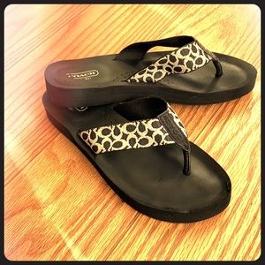 Coach flip-flops